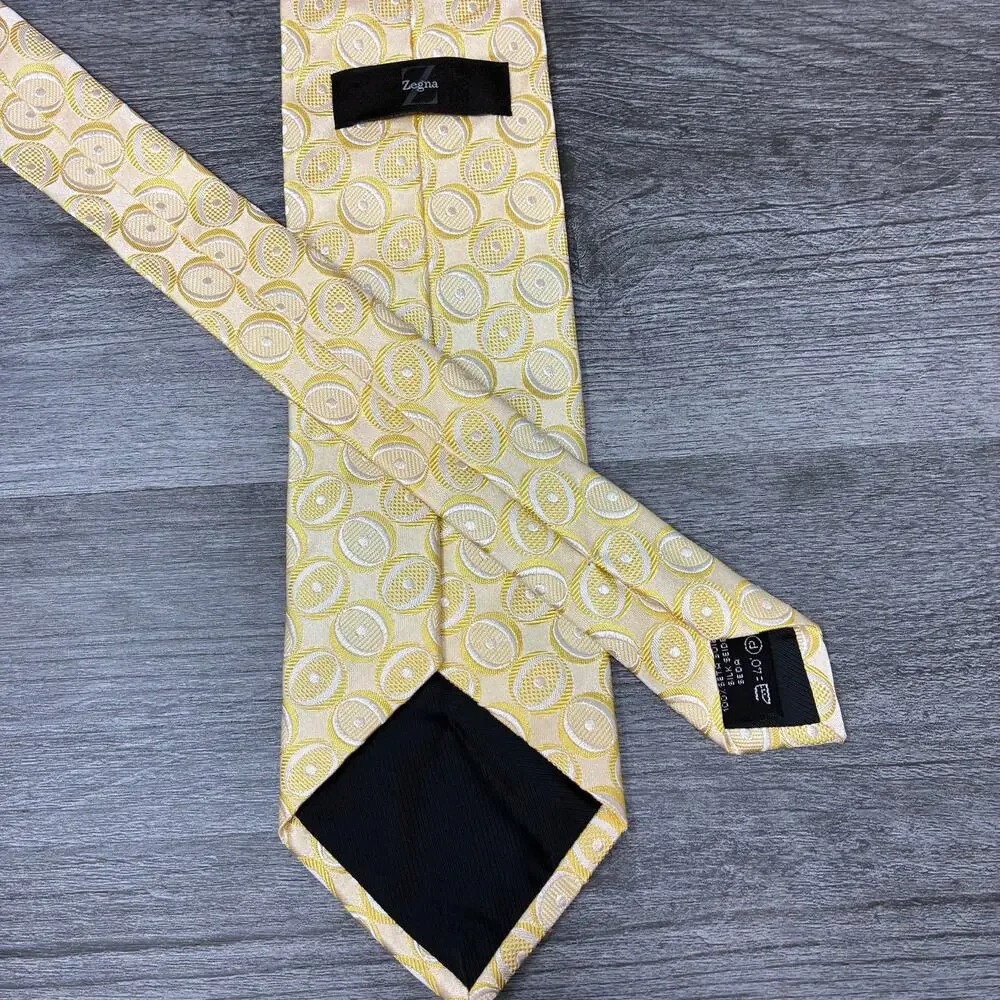 Zegna 100% Silk Tie Made in Italy Gold Cream Geometric 3.5